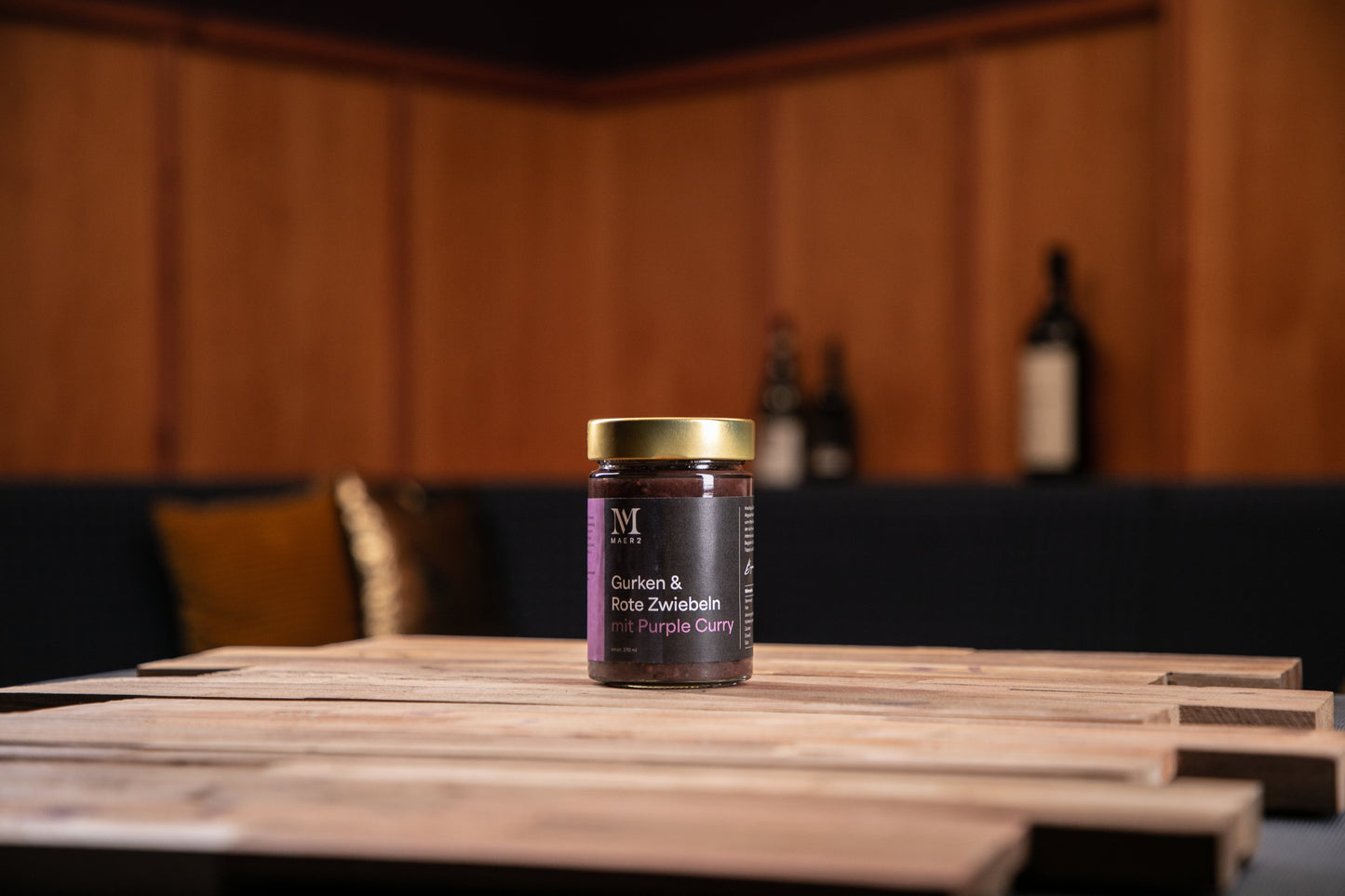 Gurken & Rote Zwiebeln mit Purple Curry by "Maerz Burger"